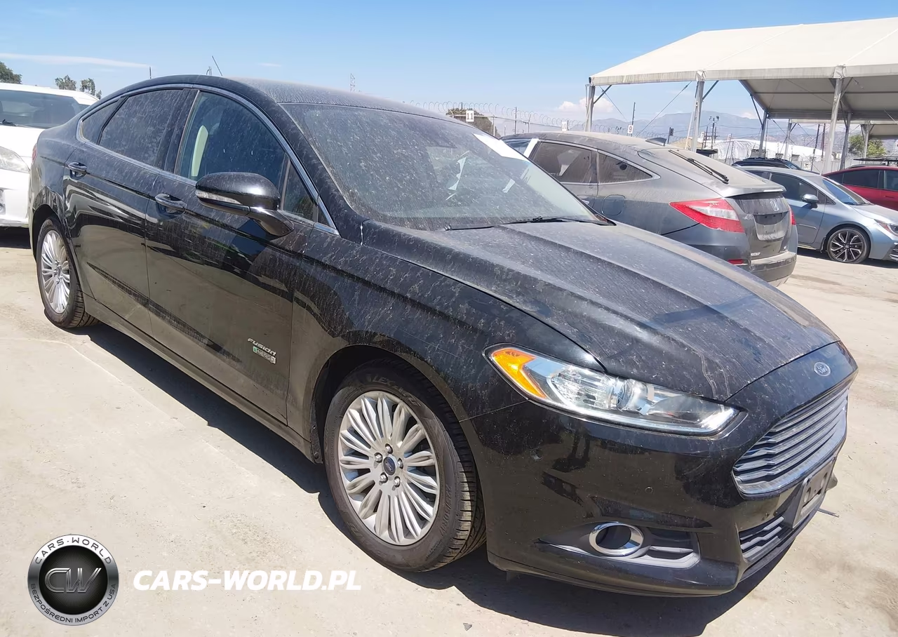 2016 Ford Fusion Energi Se Luxury – zdjęcie 1 z 12