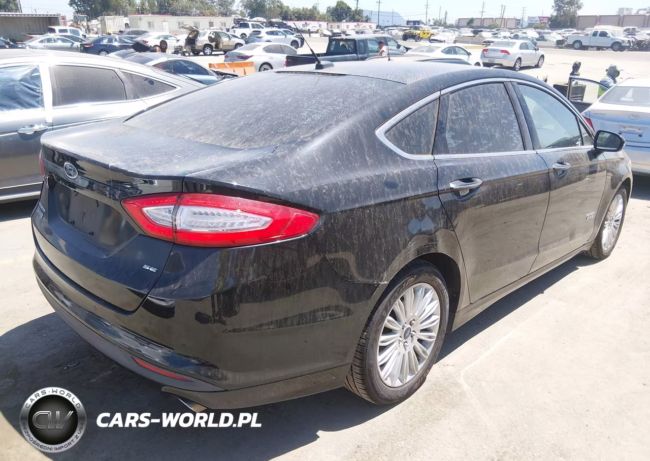 2016 Ford Fusion Energi Se Luxury VIN:3FA6P0PU5GR320946 - 4