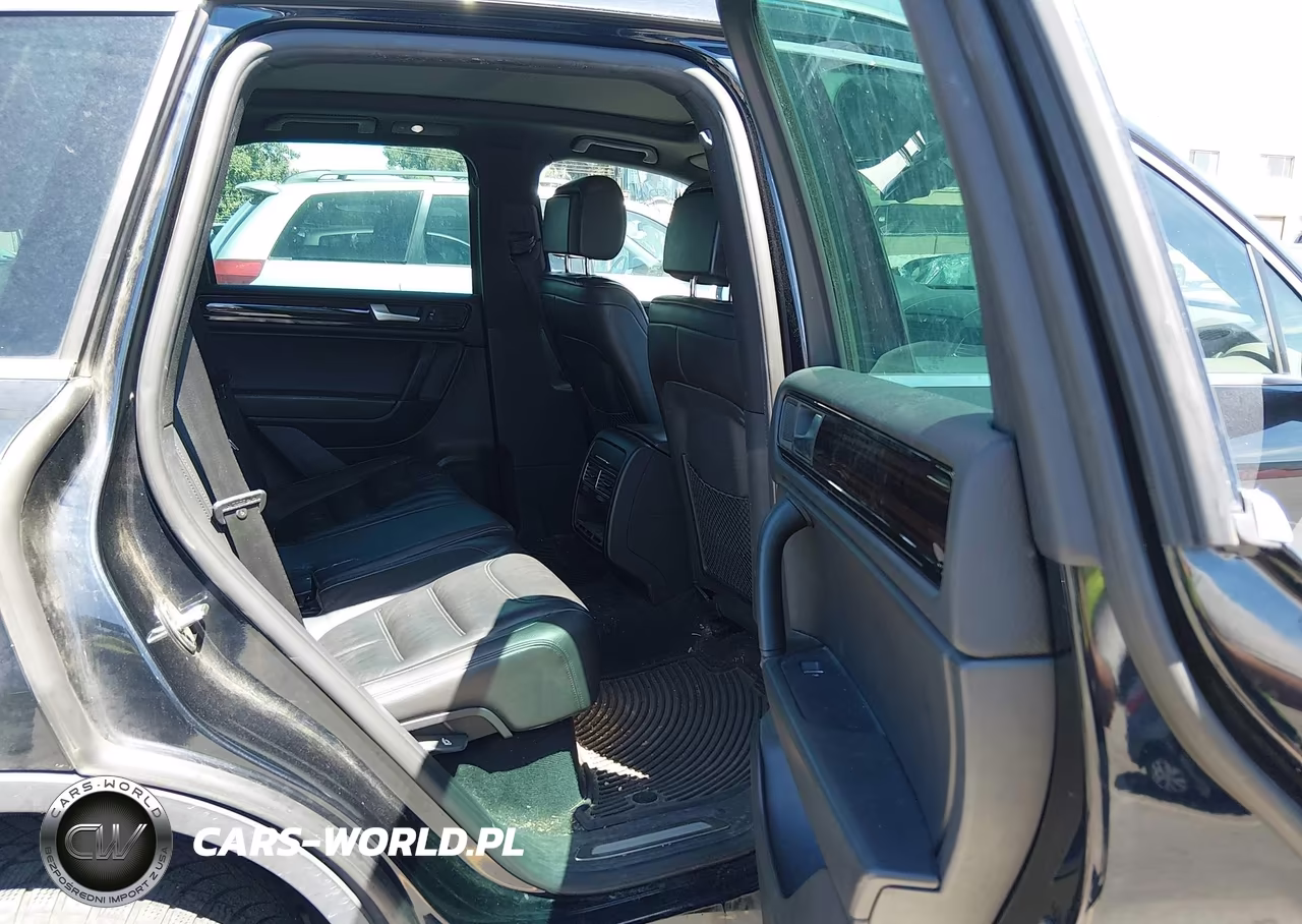 2014 Volkswagen Touareg X VIN:WVGEP9BPXED014886 - 8