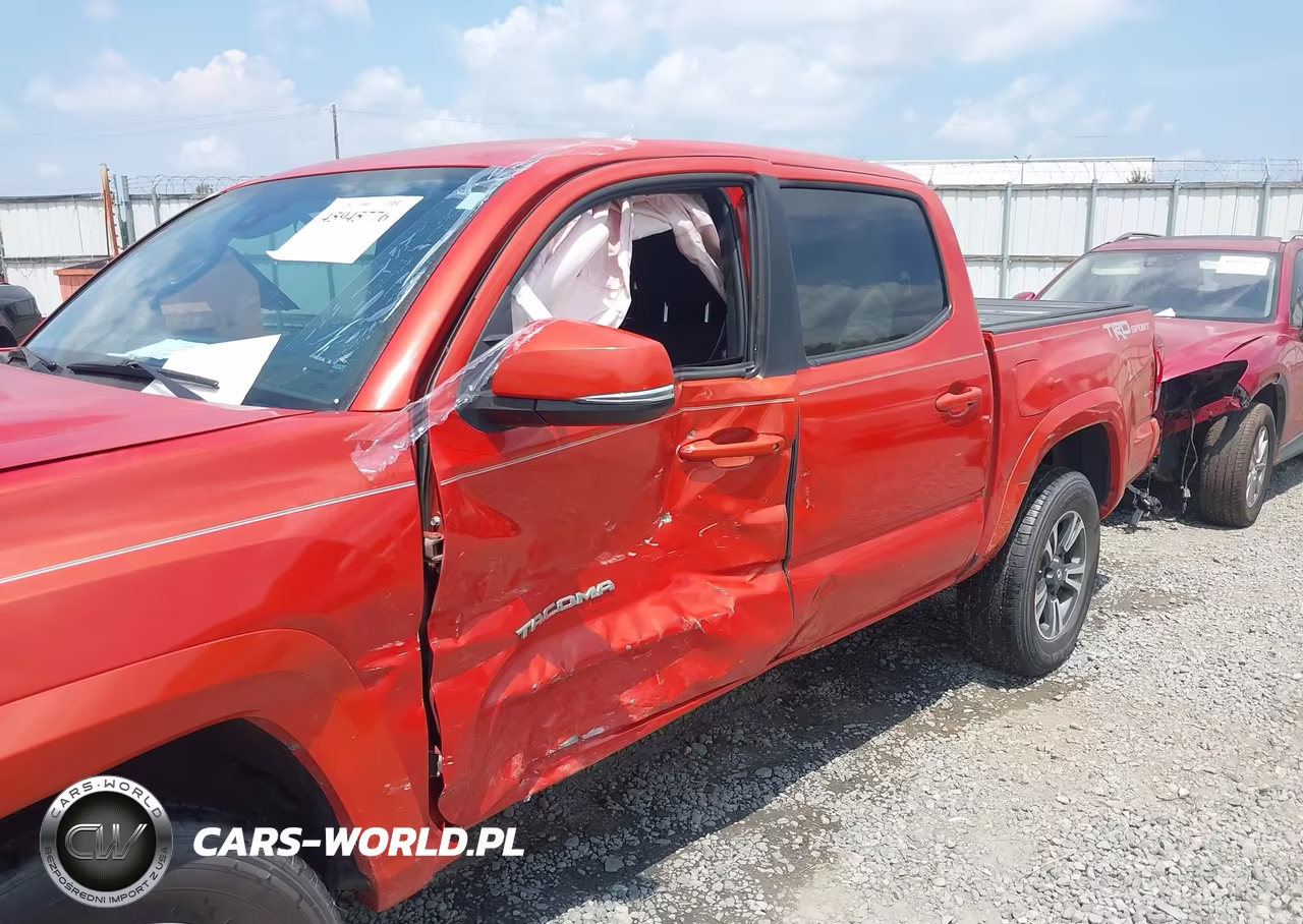2018 Toyota Tacoma Trd Sport VIN:3TMAZ5CN1JM054551 - 6