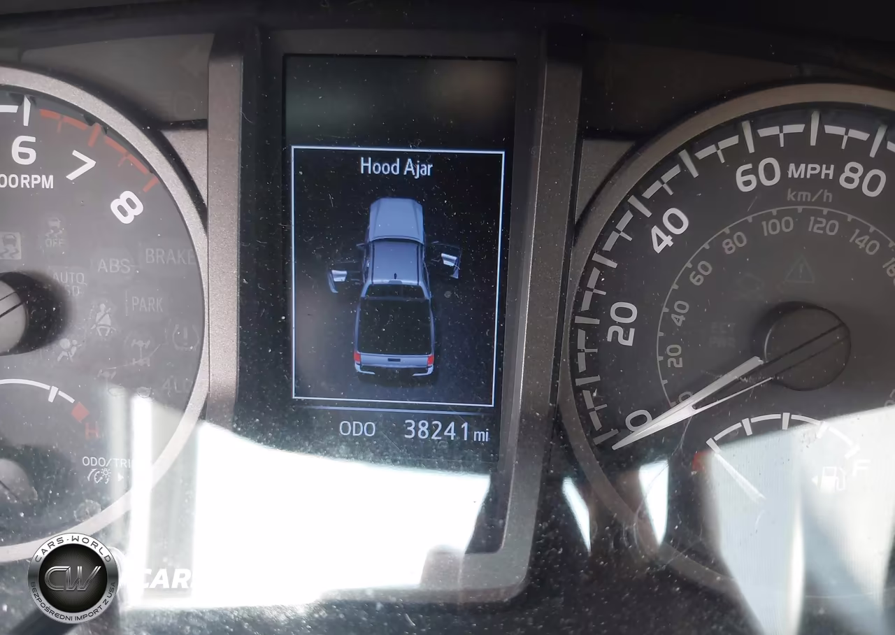 2018 Toyota Tacoma Trd Sport VIN:3TMAZ5CN1JM054551 - 7