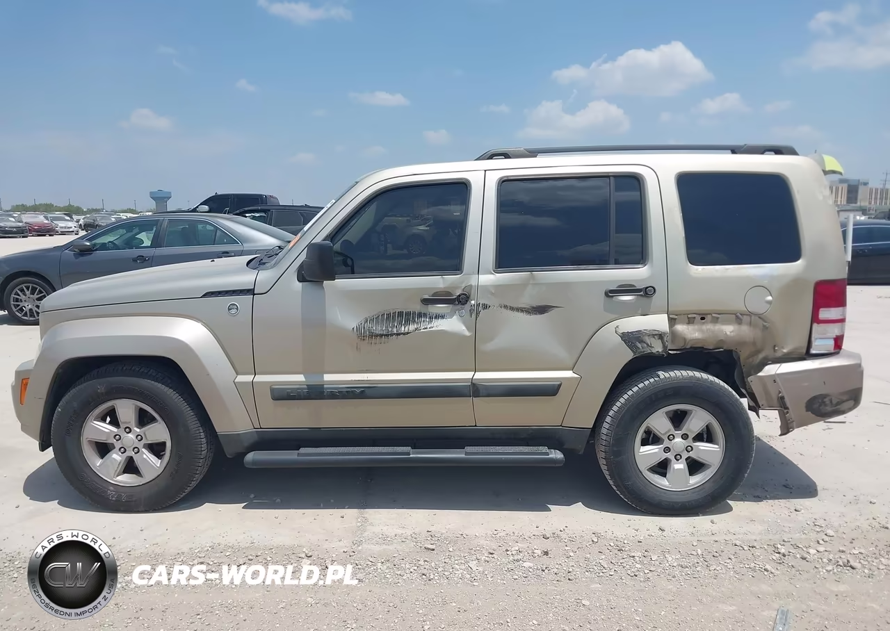 2010 Jeep Liberty Sport VIN:1J4PN2GK8AW136498 - 14