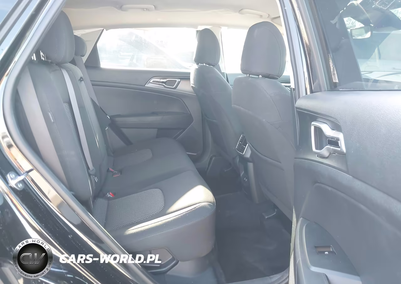 2026 Kia Sportage Hybrid Lx VIN:KNDPU3DG2T7344761 - 8
