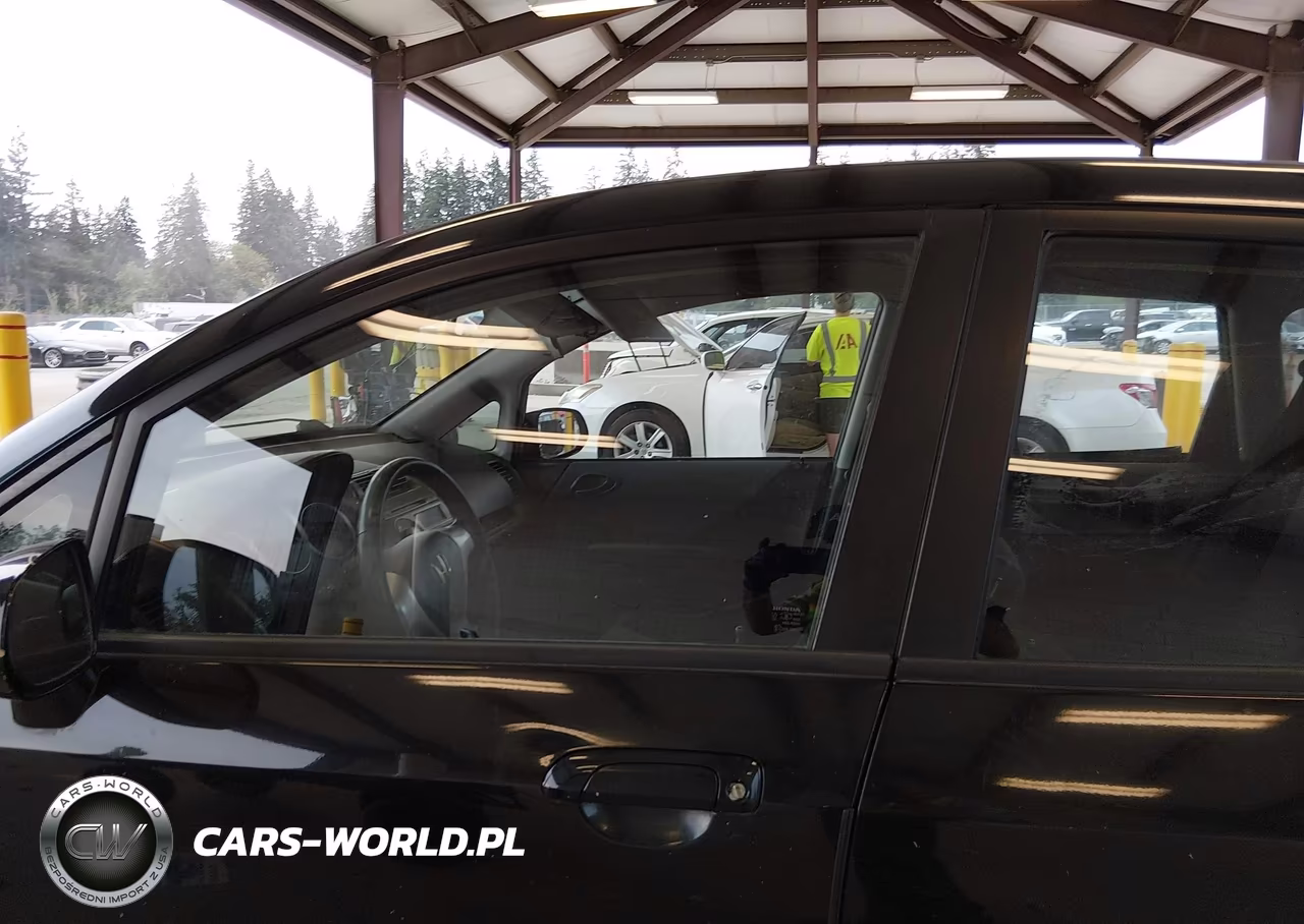 2007 Honda Fit VIN:JHMGD38457S062650 - 15