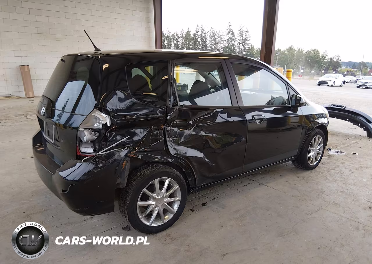 2007 Honda Fit VIN:JHMGD38457S062650 - 4