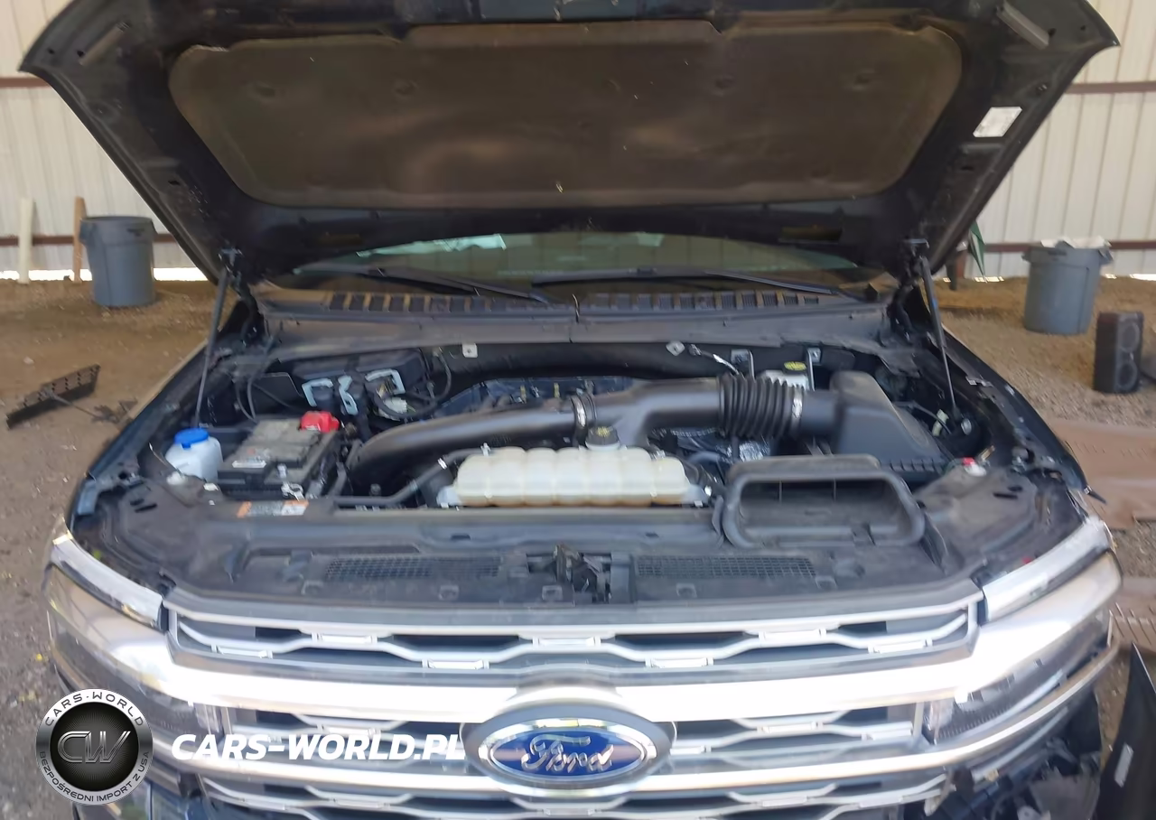 2024 Ford Expedition Platinum VIN:1FMJU1L80REA92321 - 10