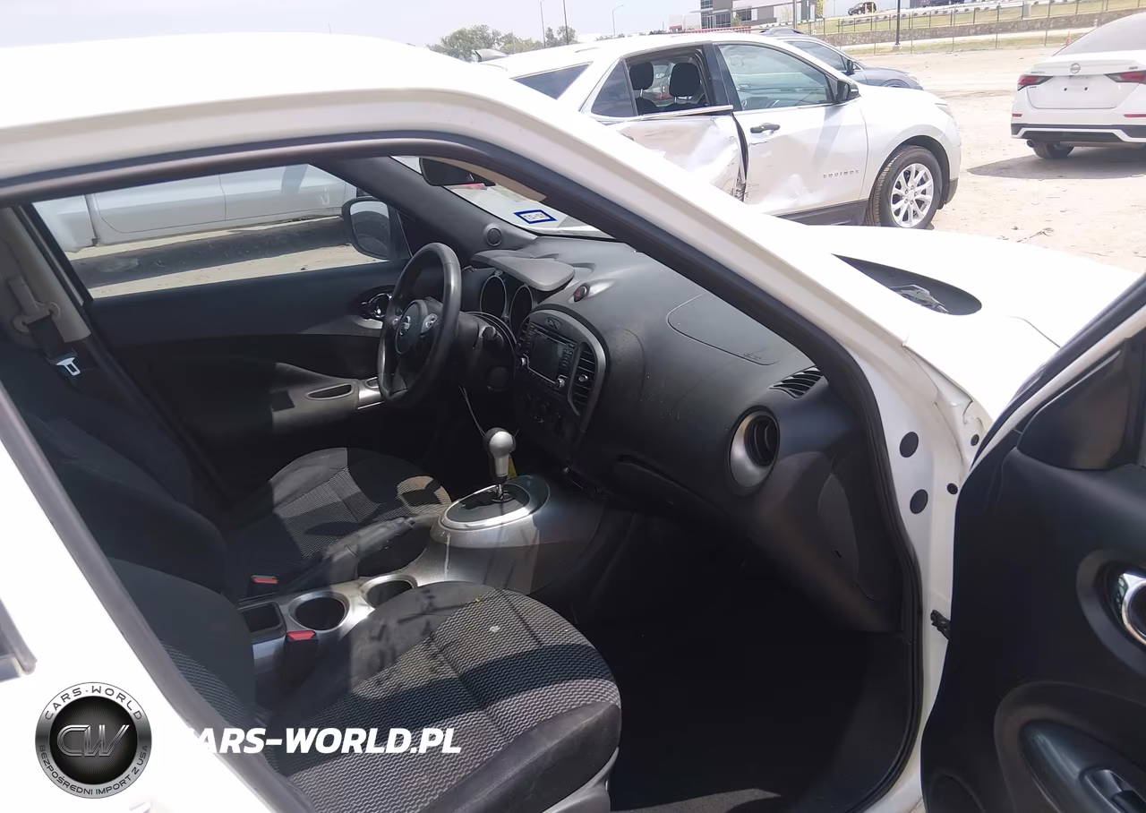 2016 Nissan Juke S VIN:JN8AF5MR2GT605188 - 5