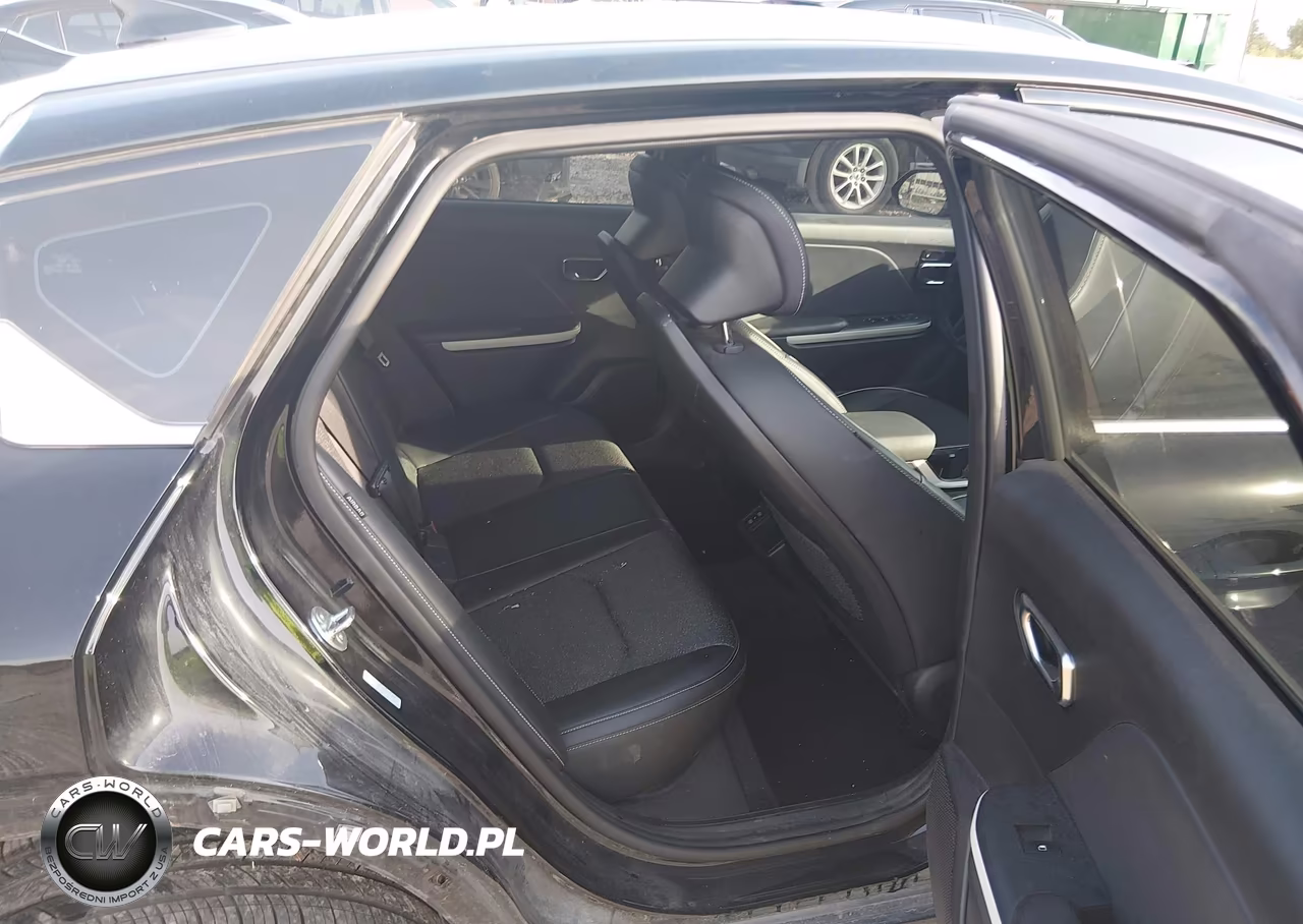 2025 Kia K4 Gt-Line VIN:3KPFW4DE6SE055536 - 8