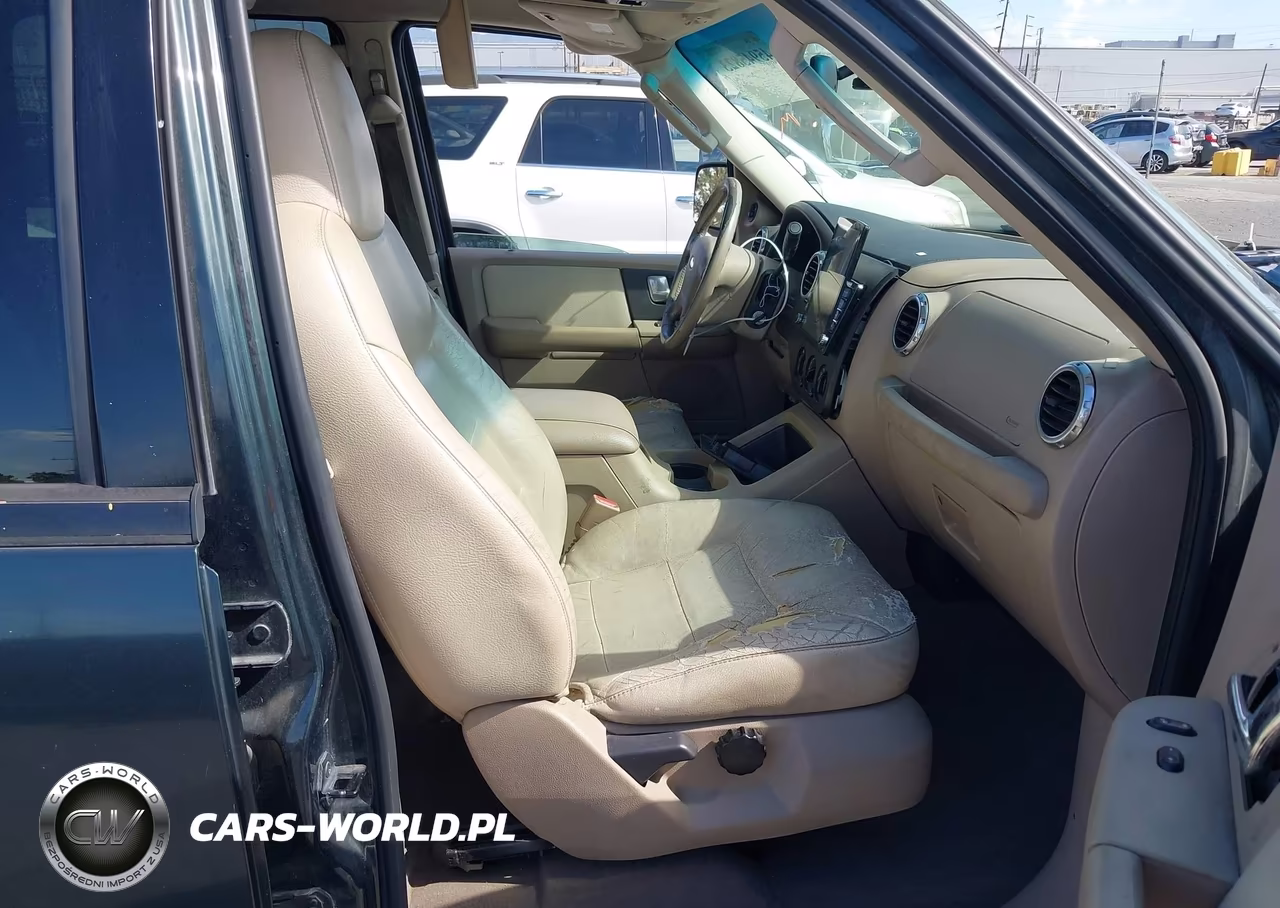 2003 Ford Expedition Xlt VIN:1FMRU15L93LA24638 - 5