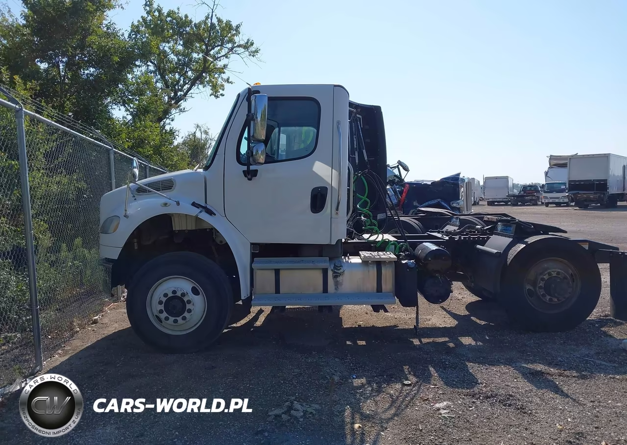 2019 Freightliner M2 106 VIN:1FUBCYD25KHLL0157 - 15