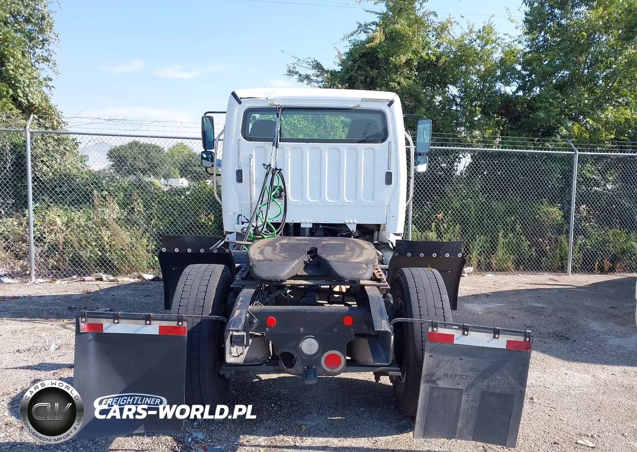 2019 Freightliner M2 106 VIN:1FUBCYD25KHLL0157 - 16