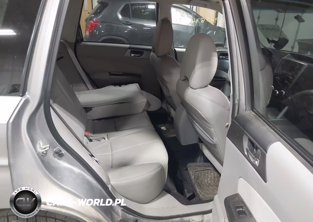 2011 Subaru Forester 2.5X Limited VIN:JF2SHBEC5BH747180 - 8