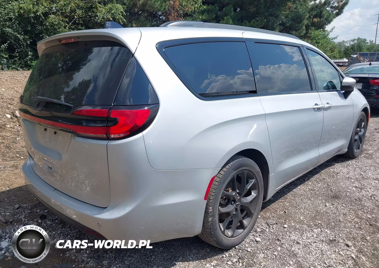 2023 Chrysler Pacifica Touring L VIN:2C4RC1BG5PR507958 - 4