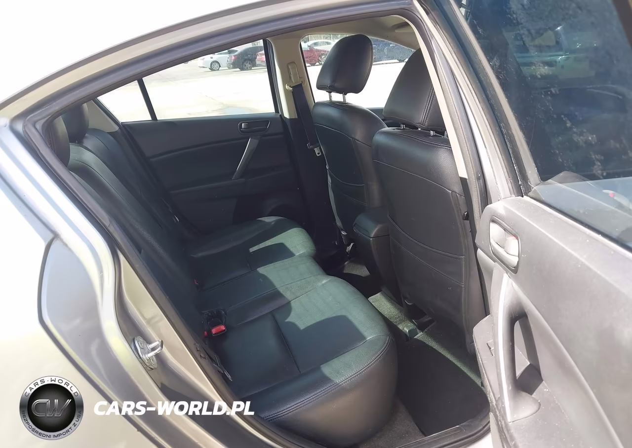 2011 Mazda Mazda3 I Sport VIN:JM1BL1UF0B1436980 - 8