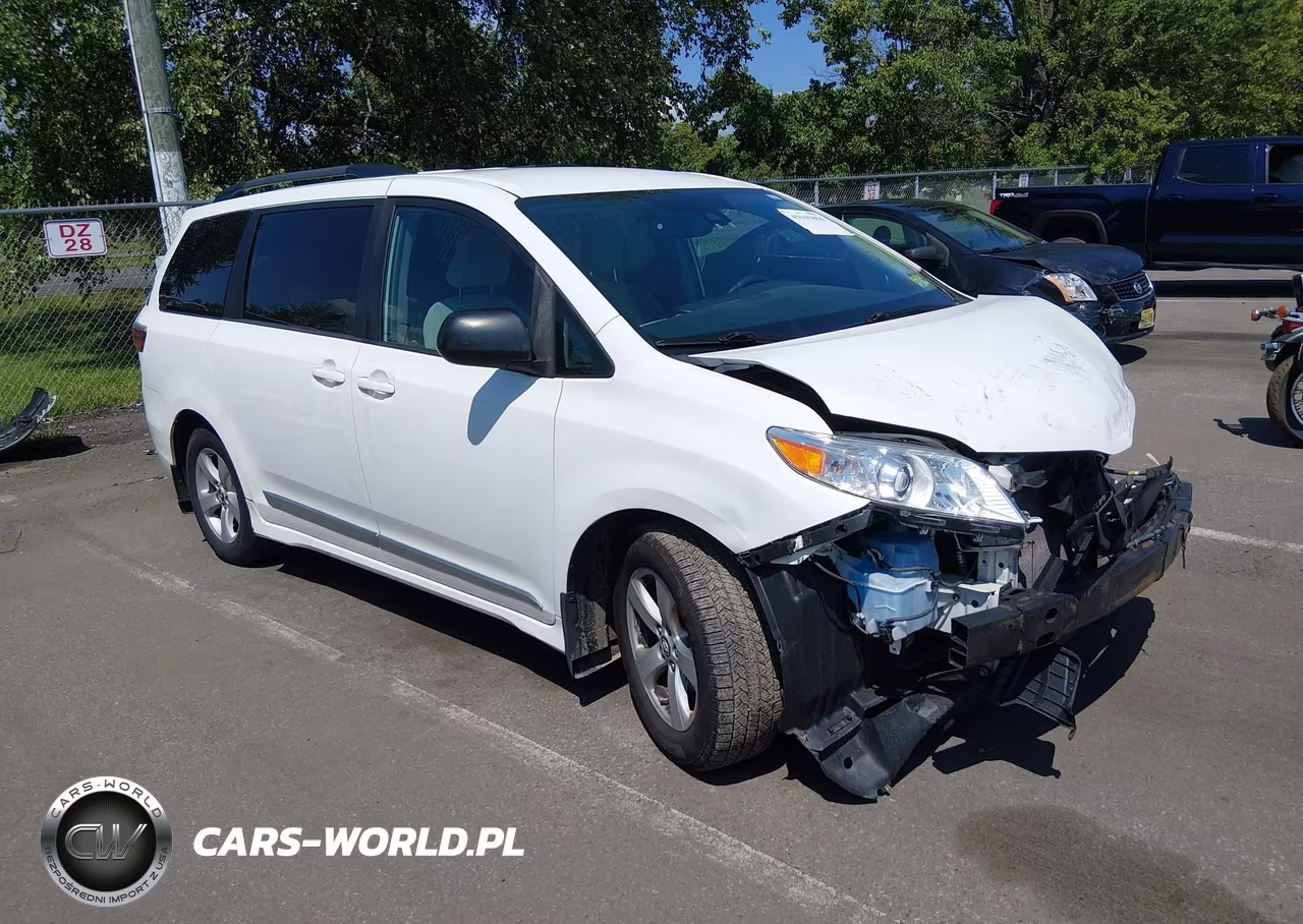 2019 Toyota Sienna Le 8 Passenger – zdjęcie 1 z 16