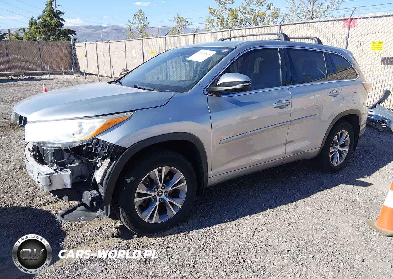 2016 Toyota Highlander Le Plus V6 VIN:5TDBKRFH4GS255813 - 2