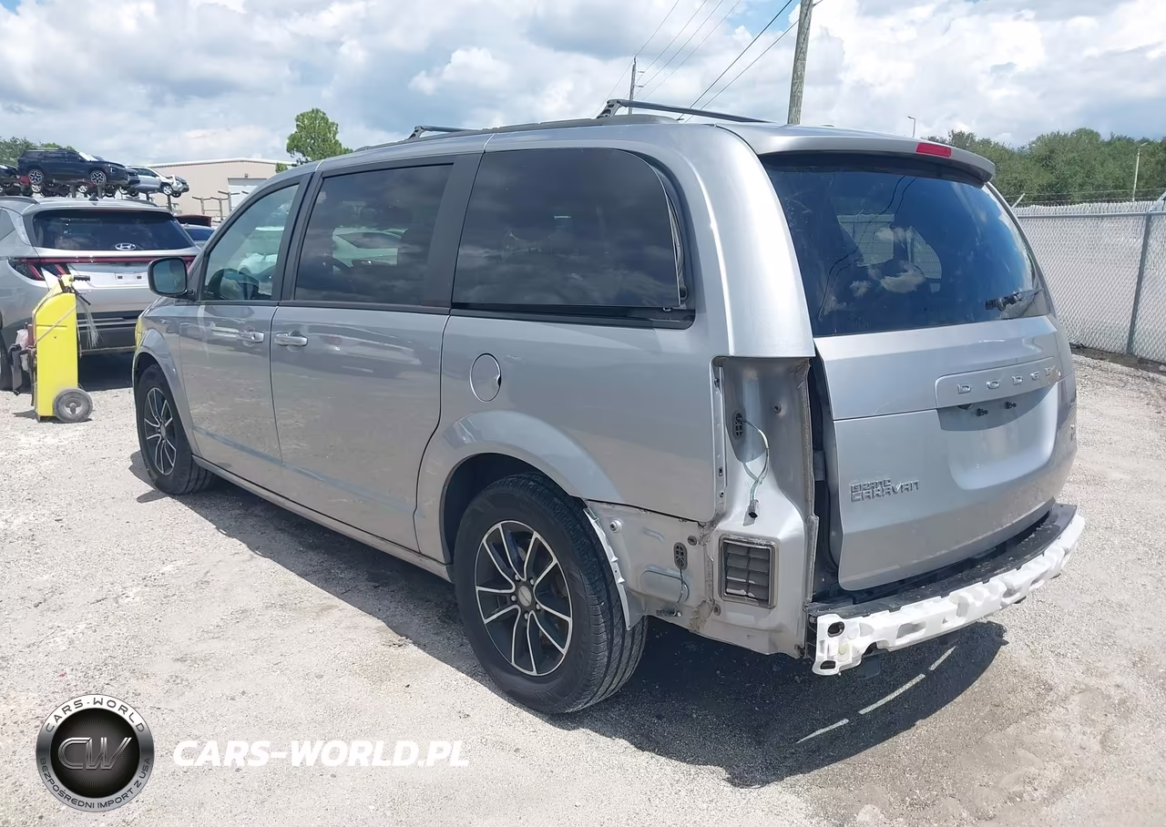 2019 Dodge Grand Caravan Gt VIN:2C4RDGEG8KR660614 - 3