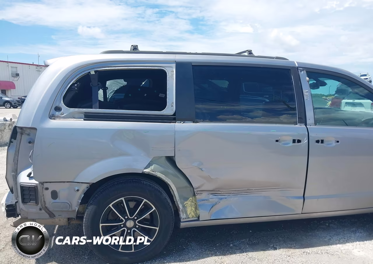2019 Dodge Grand Caravan Gt VIN:2C4RDGEG8KR660614 - 6