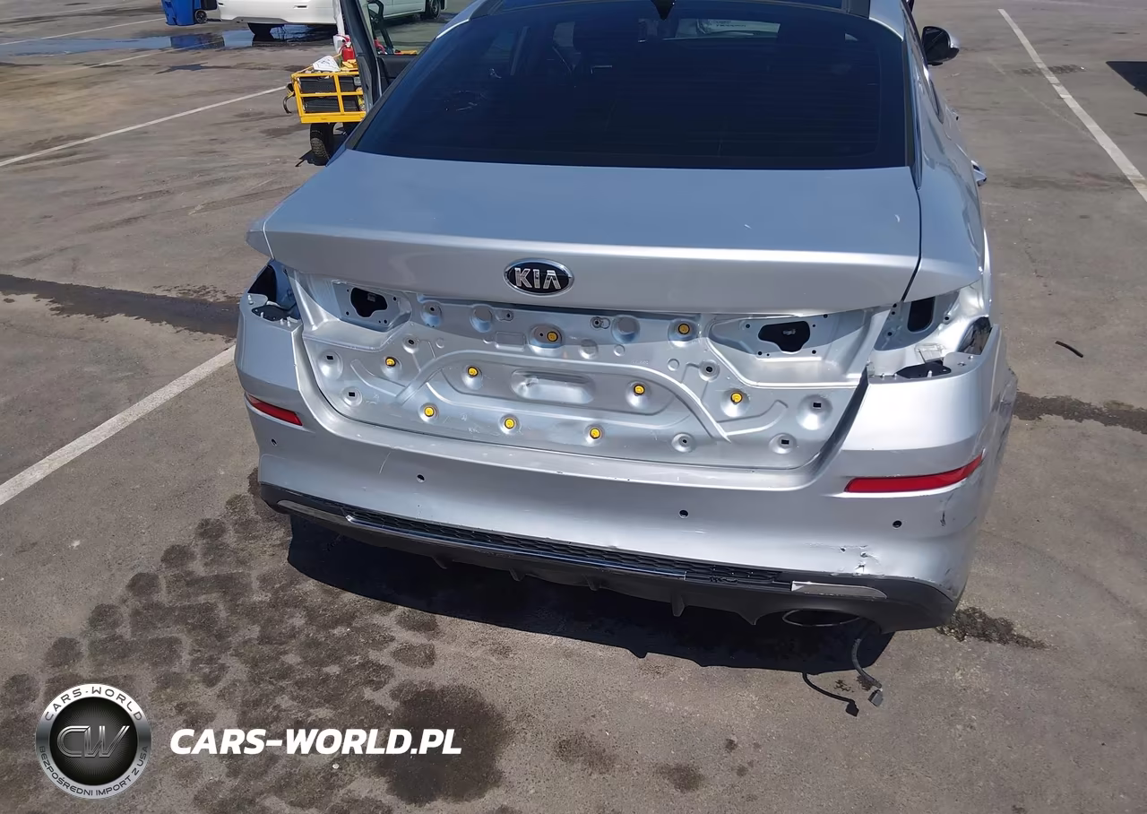 2019 Kia Optima Lx VIN:5XXGT4L34KG296113 - 18