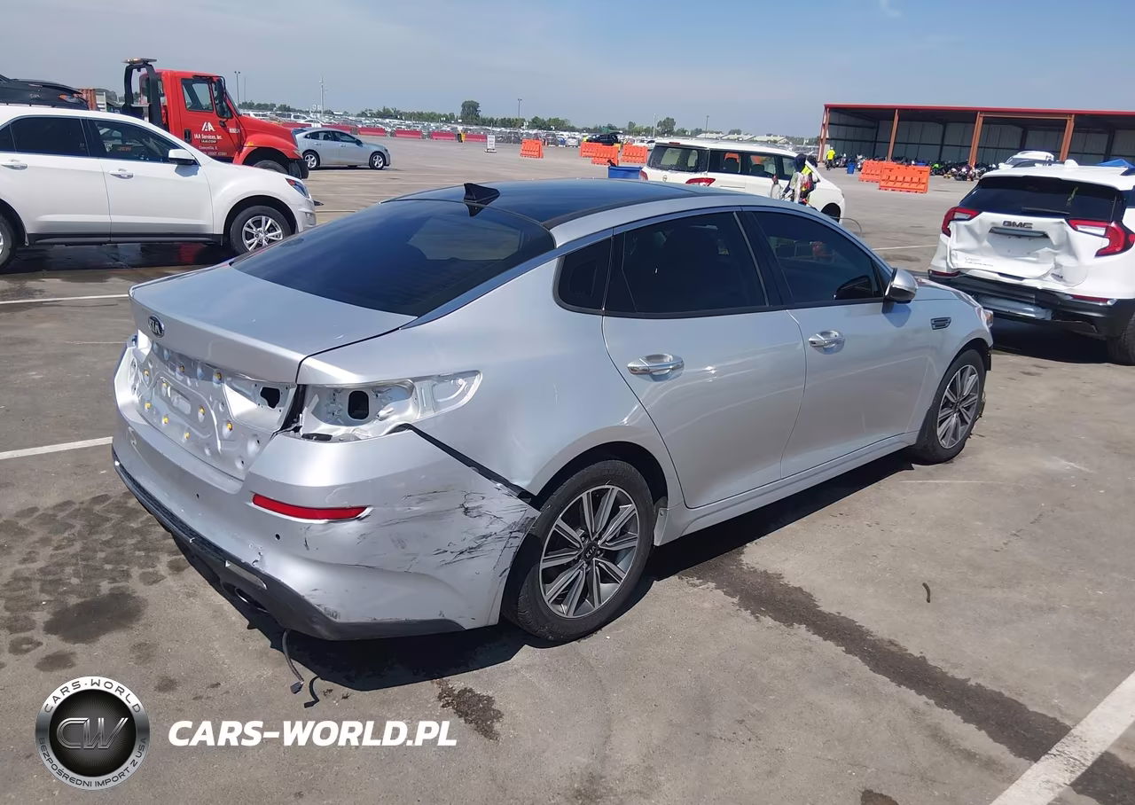 2019 Kia Optima Lx VIN:5XXGT4L34KG296113 - 4