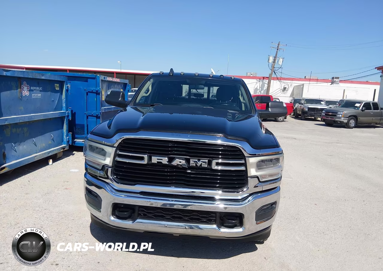 2019 Ram 3500 Tradesman VIN:3C63RRGL3K6711480 - 14