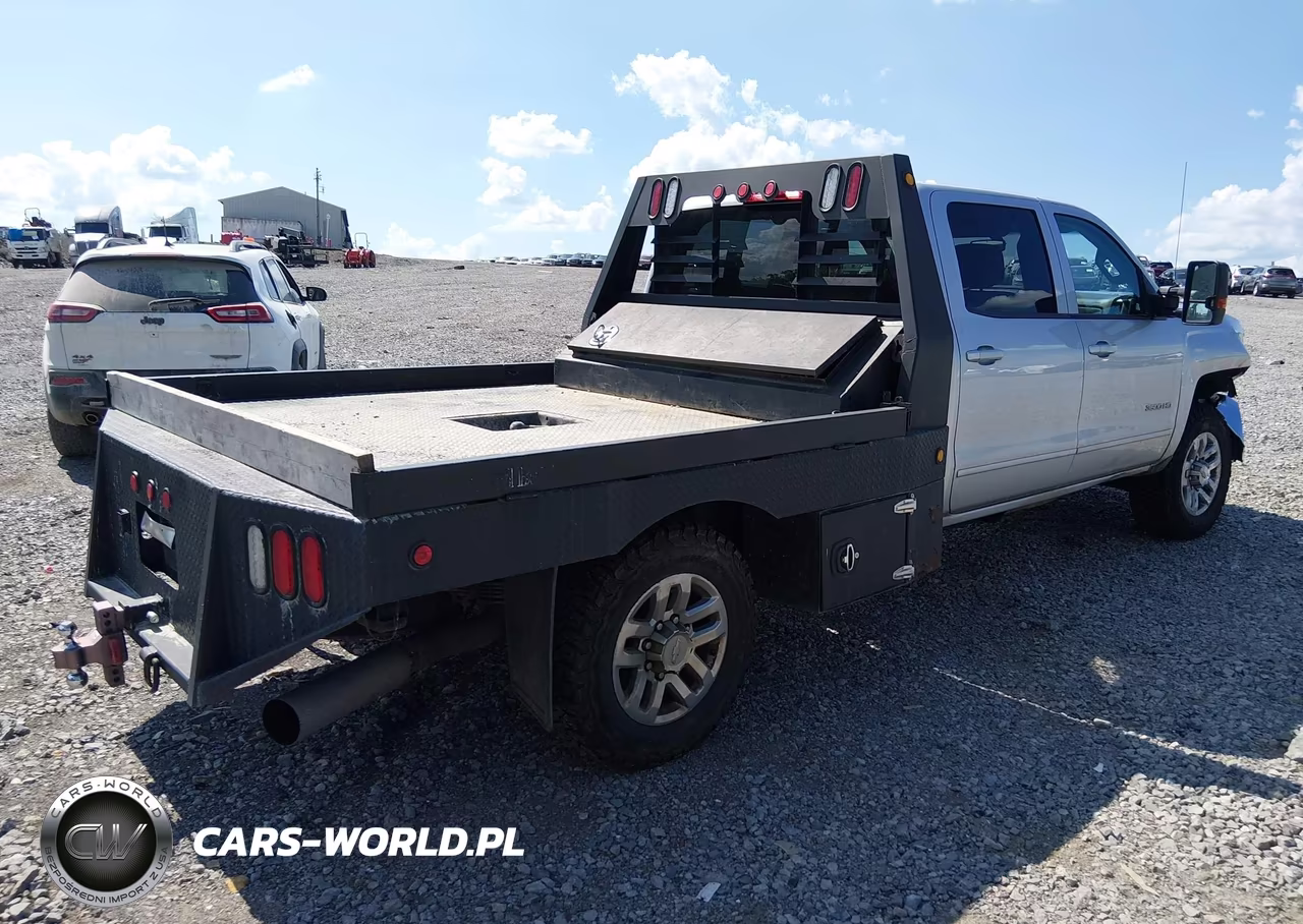 2019 Chevrolet Silverado 3500Hd Lt VIN:1GC4KWCY8KF193997 - 4