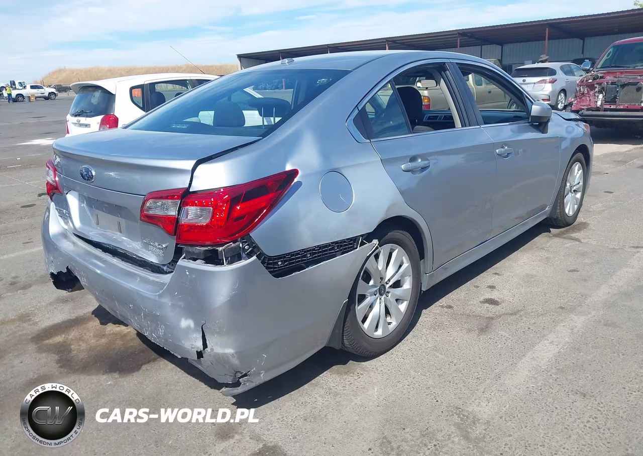 2015 Subaru Legacy 2.5I Premium VIN:4S3BNAC69F3014082 - 4