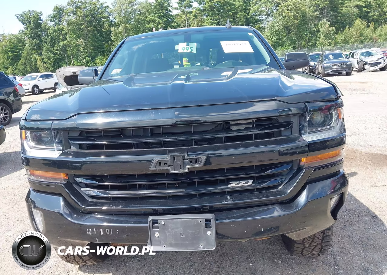 2018 Chevrolet Silverado 1500 2Lt VIN:1GCVKREC8JZ351534 - 17