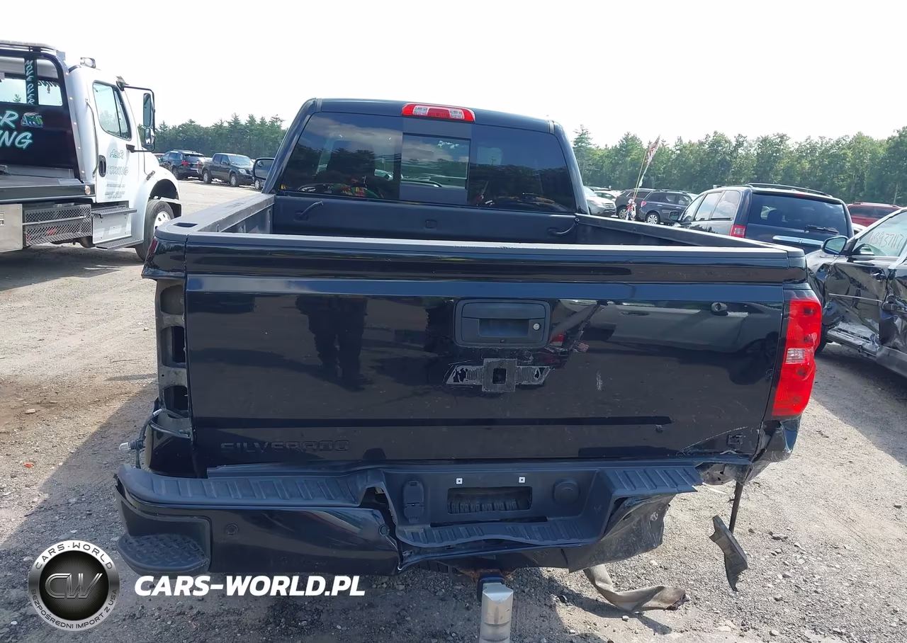2018 Chevrolet Silverado 1500 2Lt VIN:1GCVKREC8JZ351534 - 19