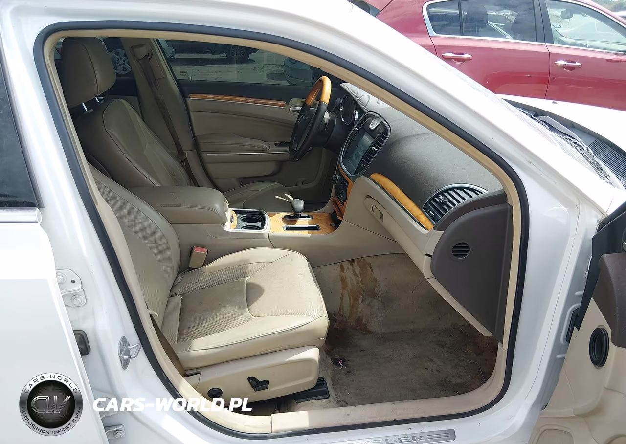 2012 Chrysler 300 Limited VIN:2C3CCAHG9CH184189 - 5