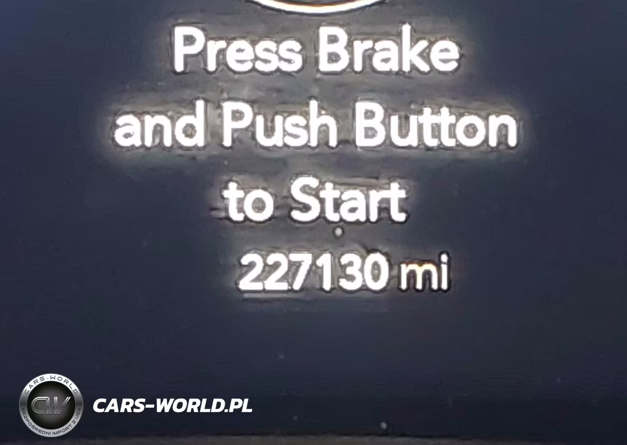 2019 Chrysler Pacifica Limited VIN:2C4RC1GG8KR686336 - 15