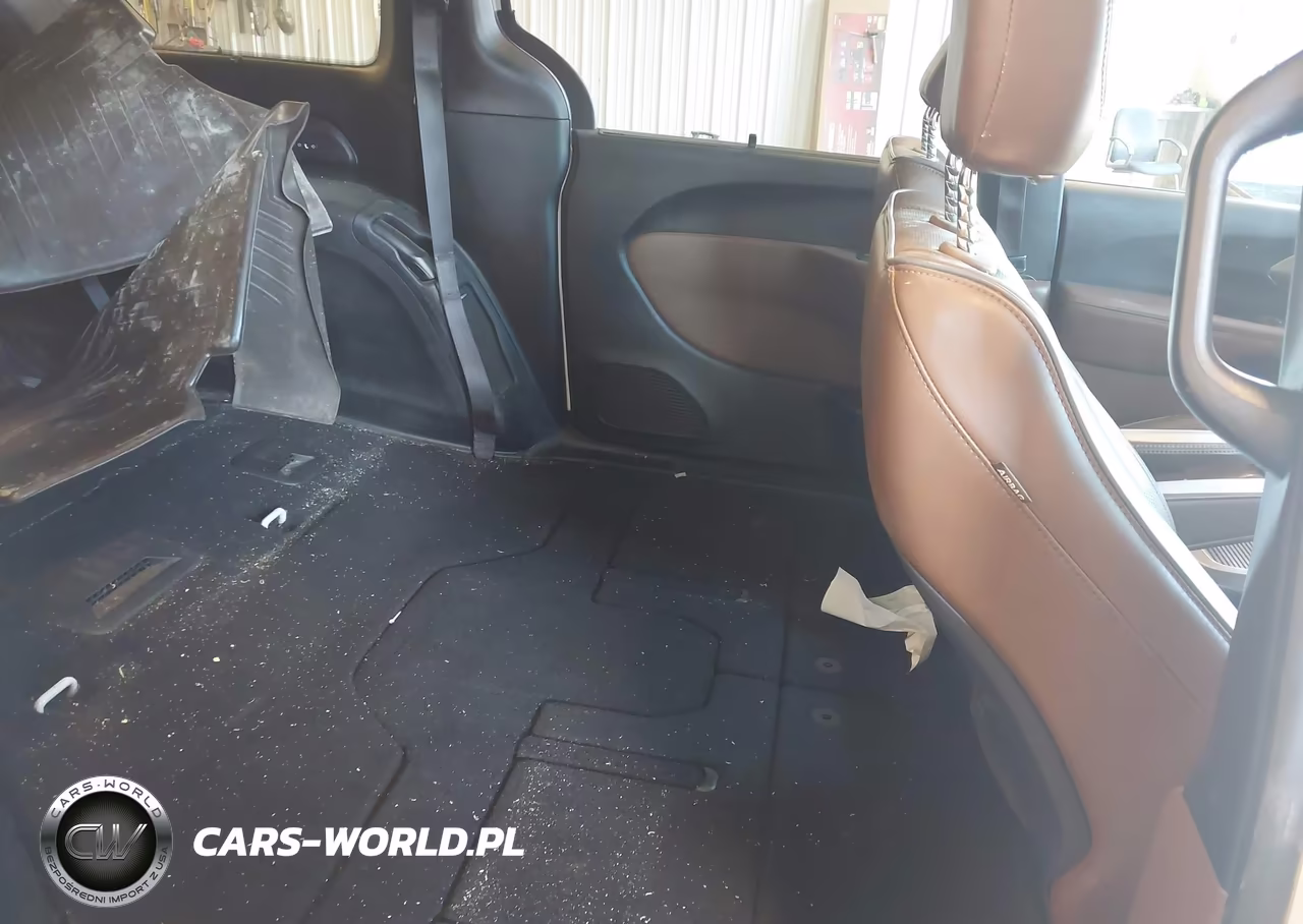 2019 Chrysler Pacifica Limited VIN:2C4RC1GG8KR686336 - 8