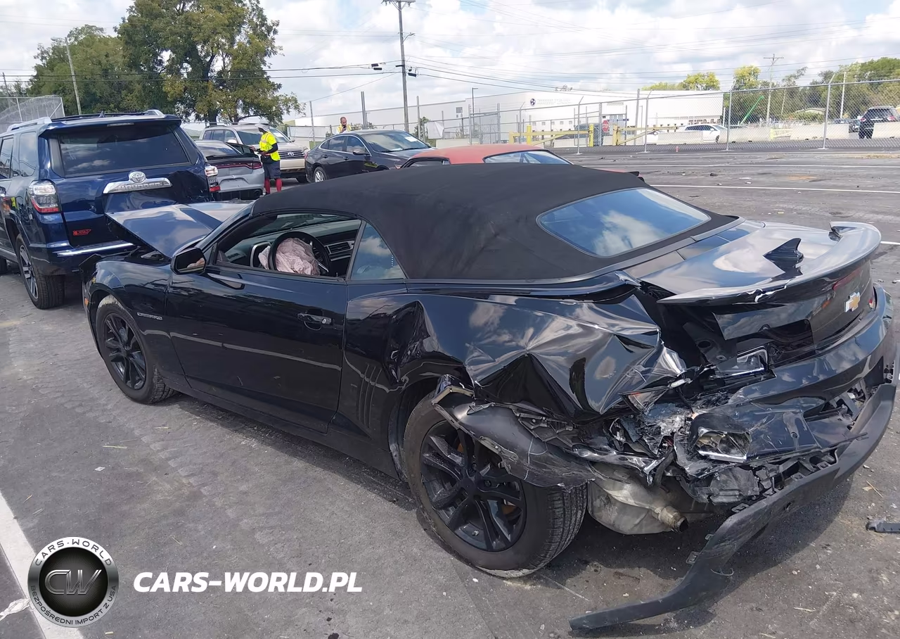 2015 Chevrolet Camaro 1Lt VIN:2G1FD3D34F9274443 - 3