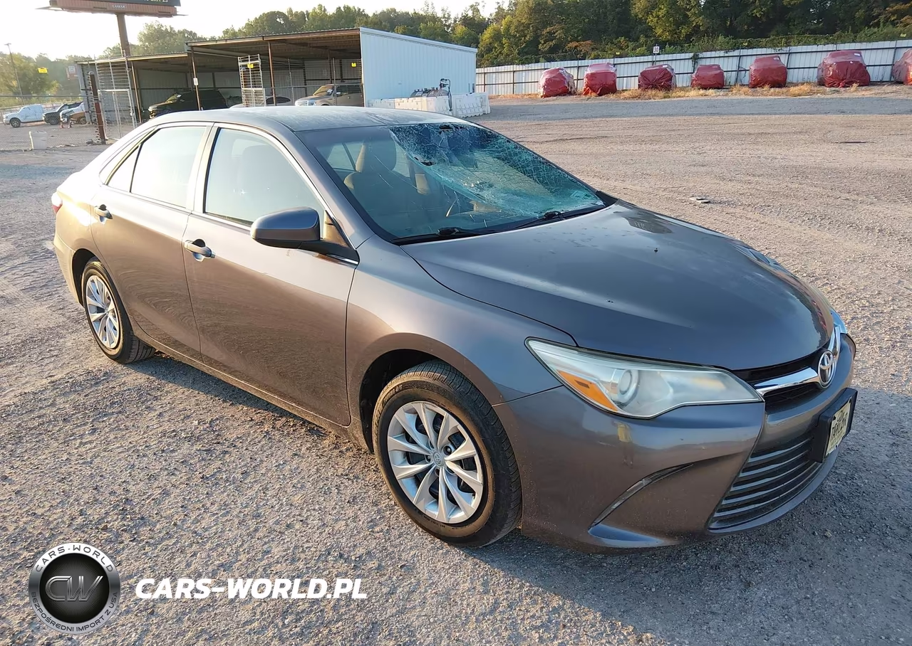 2015 Toyota Camry Le