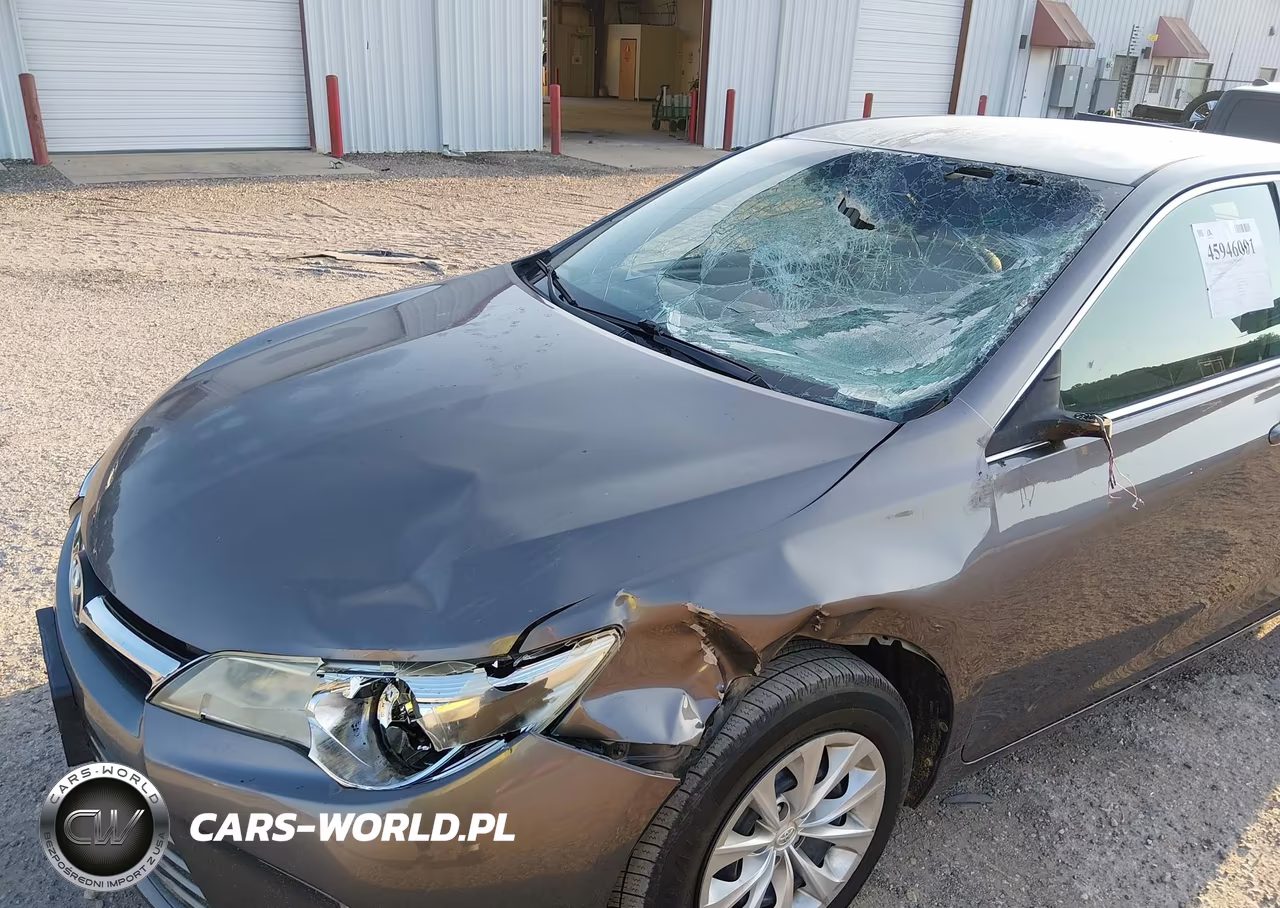 2015 Toyota Camry Le VIN:4T4BF1FK6FR496110 - 12