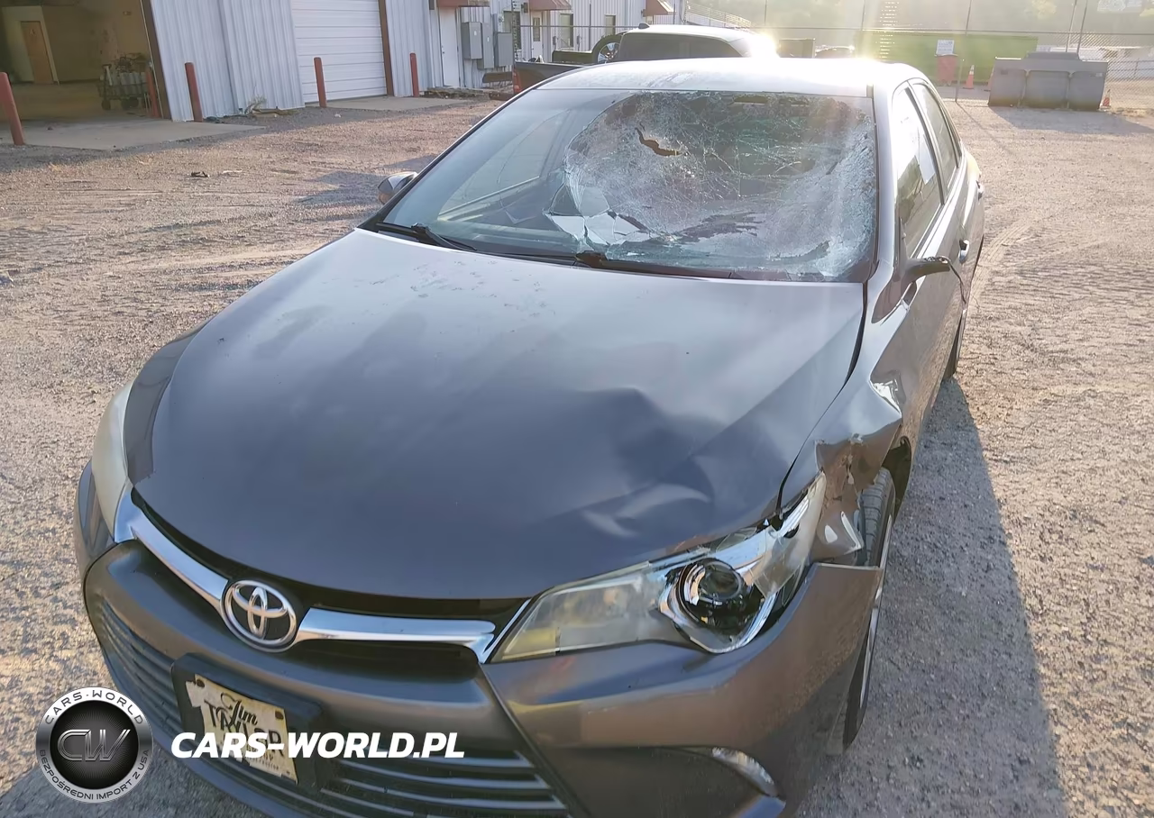 2015 Toyota Camry Le VIN:4T4BF1FK6FR496110 - 19