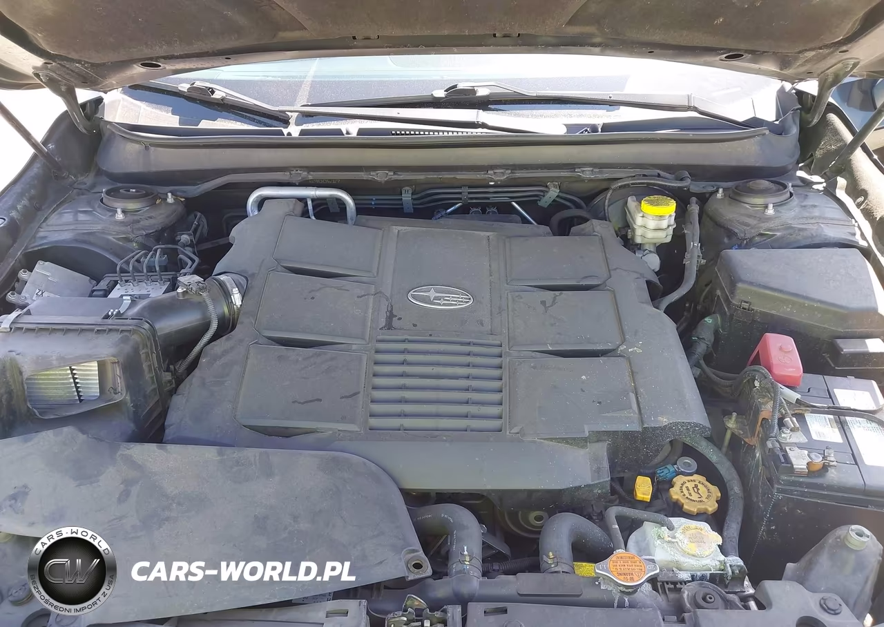 2017 Subaru Outback 3.6R Touring VIN:4S4BSETC7H3216861 - 10