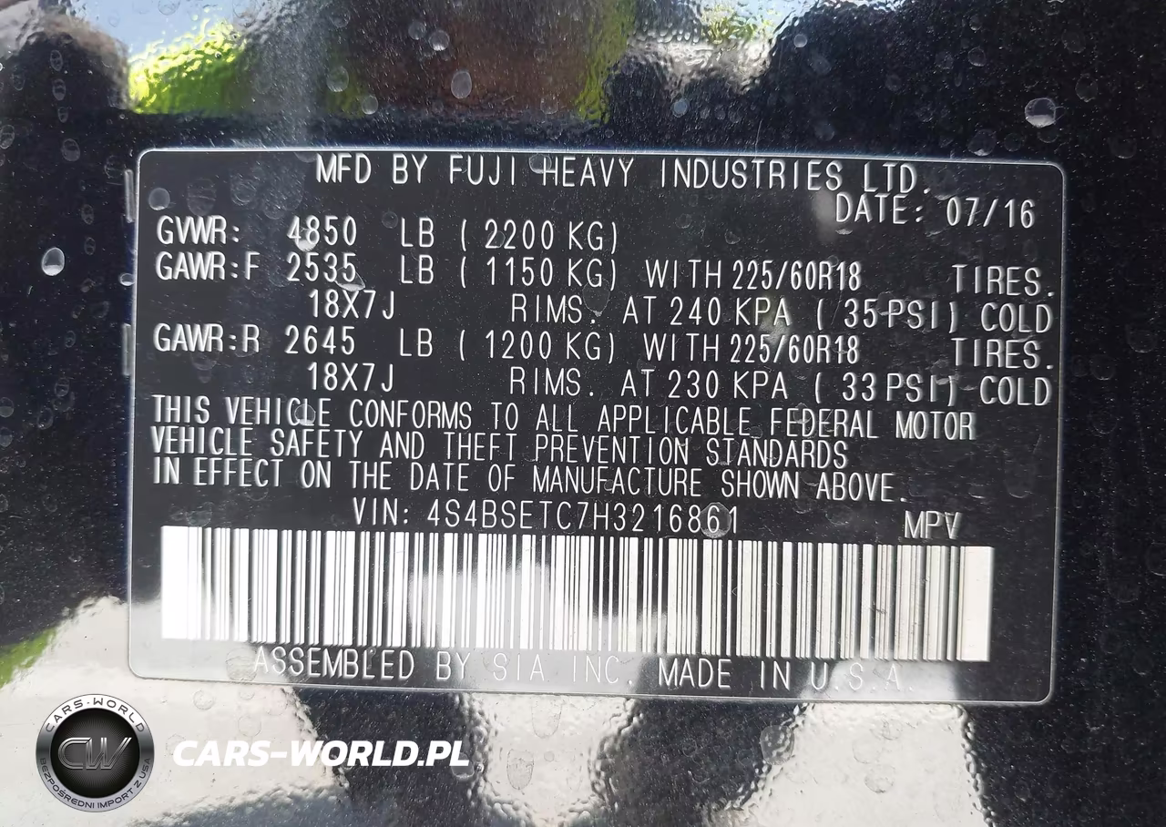 2017 Subaru Outback 3.6R Touring VIN:4S4BSETC7H3216861 - 9