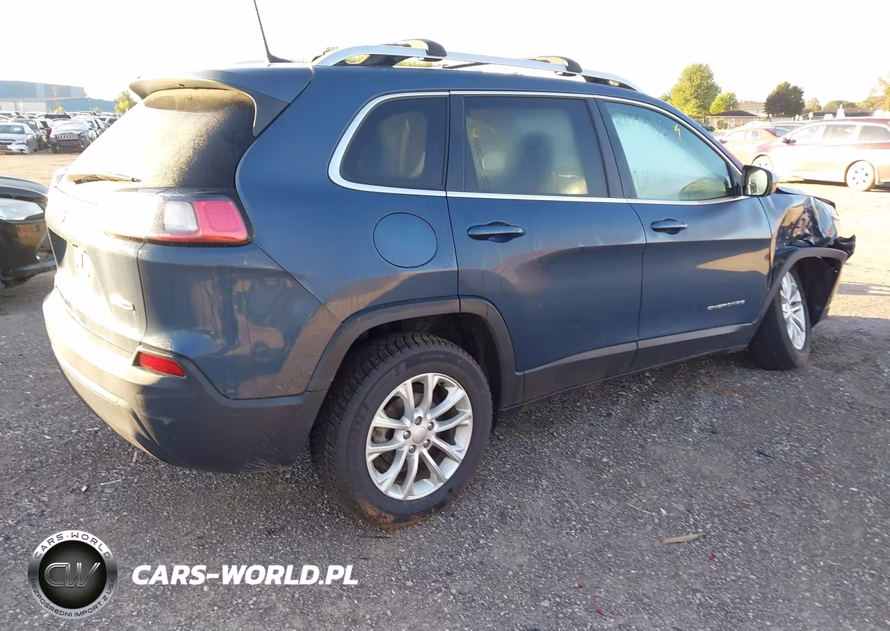 2019 Jeep Cherokee Latitude Fwd VIN:1C4PJLCB9KD444158 - 4