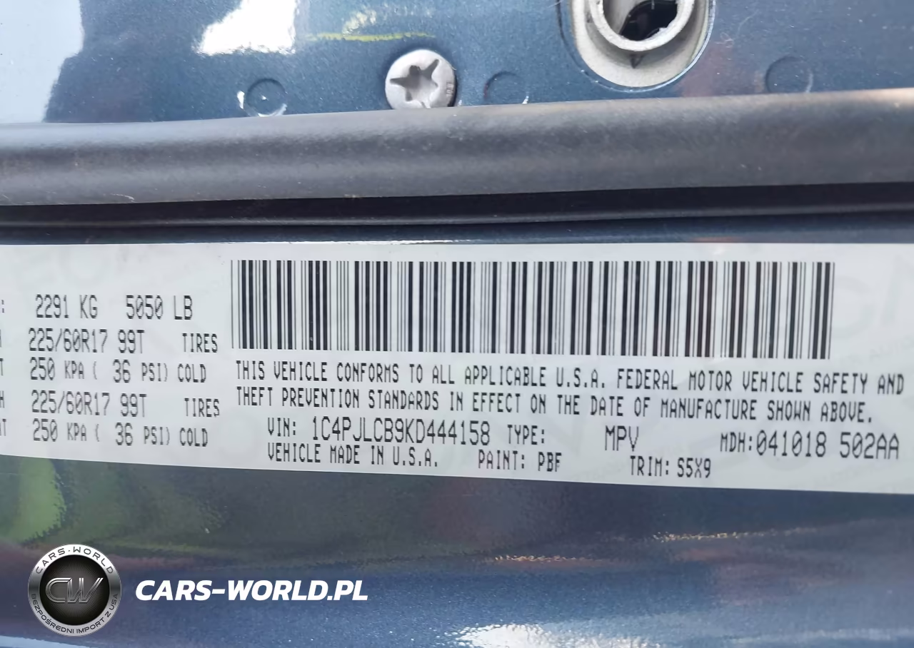 2019 Jeep Cherokee Latitude Fwd VIN:1C4PJLCB9KD444158 - 9