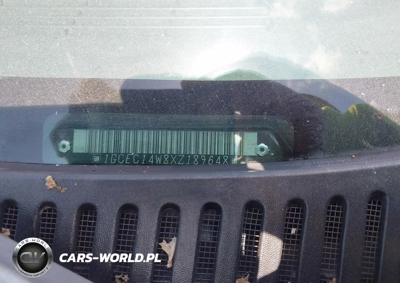 1999 Chevrolet Silverado 1500 VIN:1GCEC14W8XZ189648 - 9