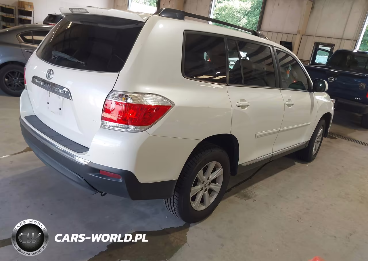 2013 Toyota Highlander Se V6 VIN:5TDZK3EH5DS122812 - 4