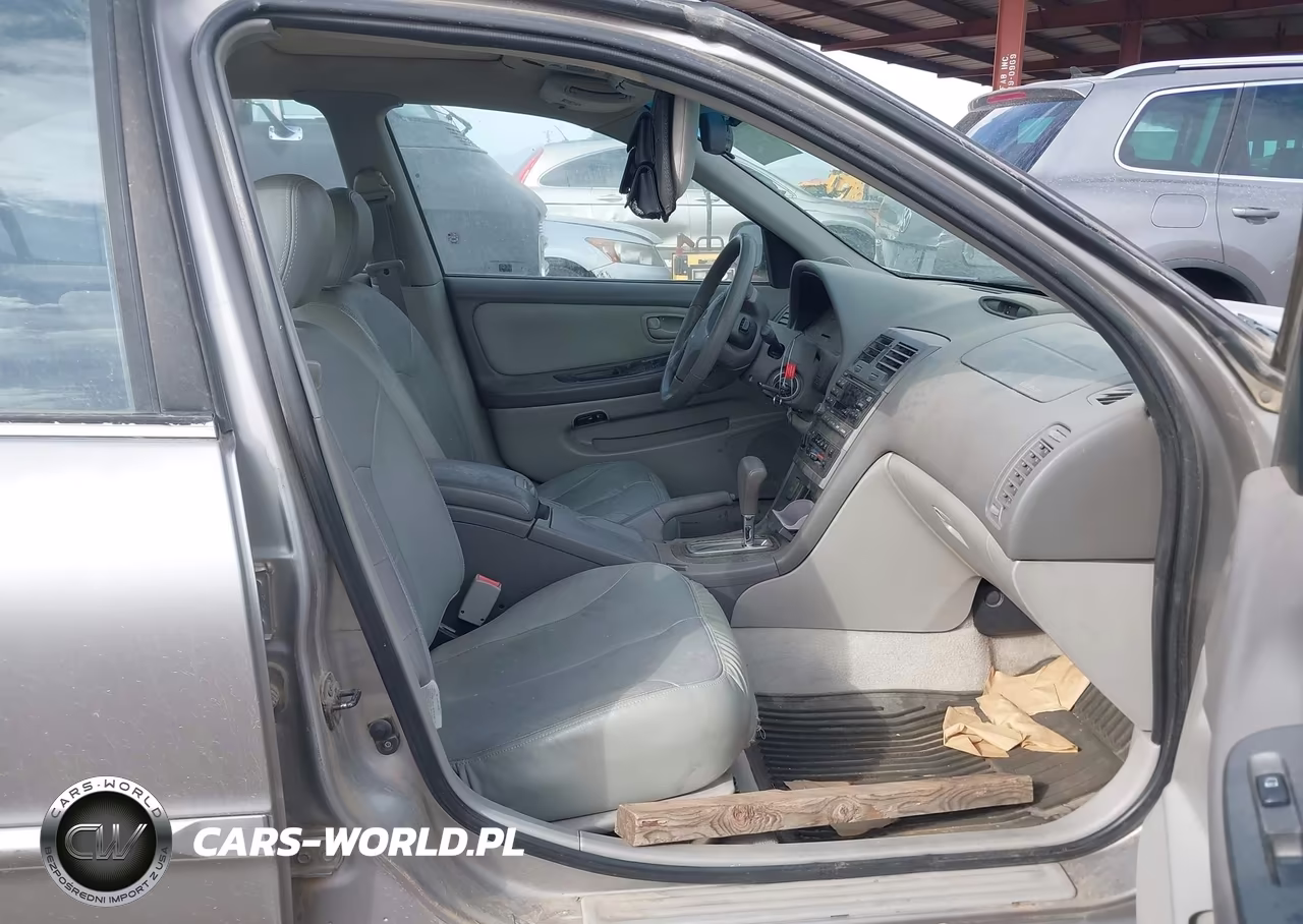 2000 Nissan Maxima Gle-Gxe-Se VIN:JN1CA31D0YT758365 - 5