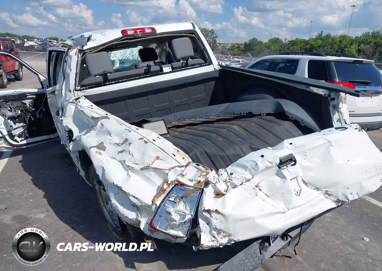 2018 Ram 1500 Tradesman 4X4 5'7 Box VIN:1C6RR7KG2JS157557 - 6