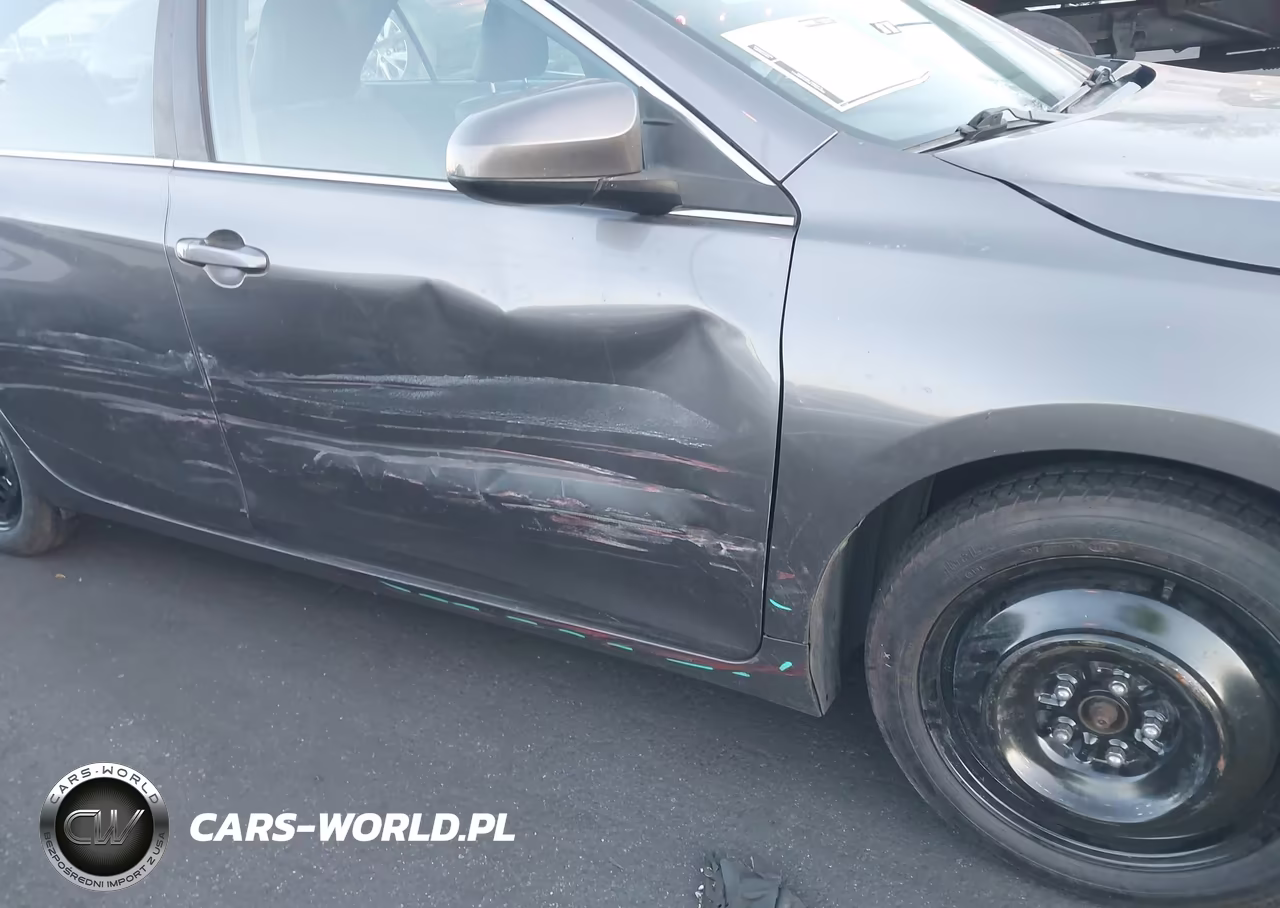 2017 Toyota Camry Se VIN:4T1BF1FK6HU311745 - 6