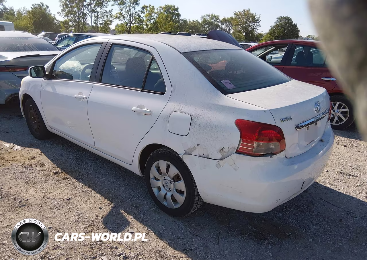 2010 Toyota Yaris VIN:JTDBT4K3XA1392365 - 3