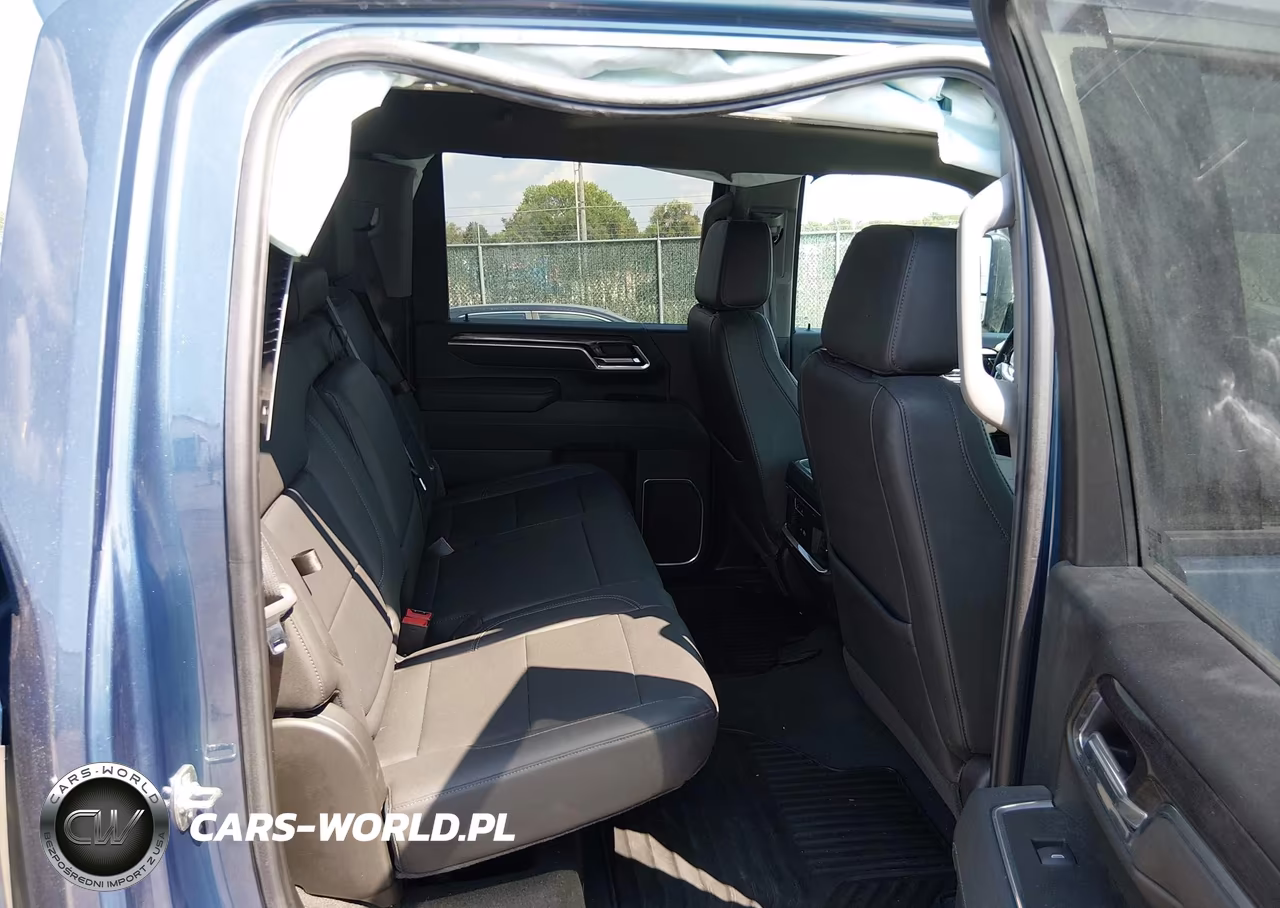 2025 Chevrolet Silverado 2500Hd 4Wd Standard Bed Ltz VIN:2GC4KPEY6S1190655 - 8