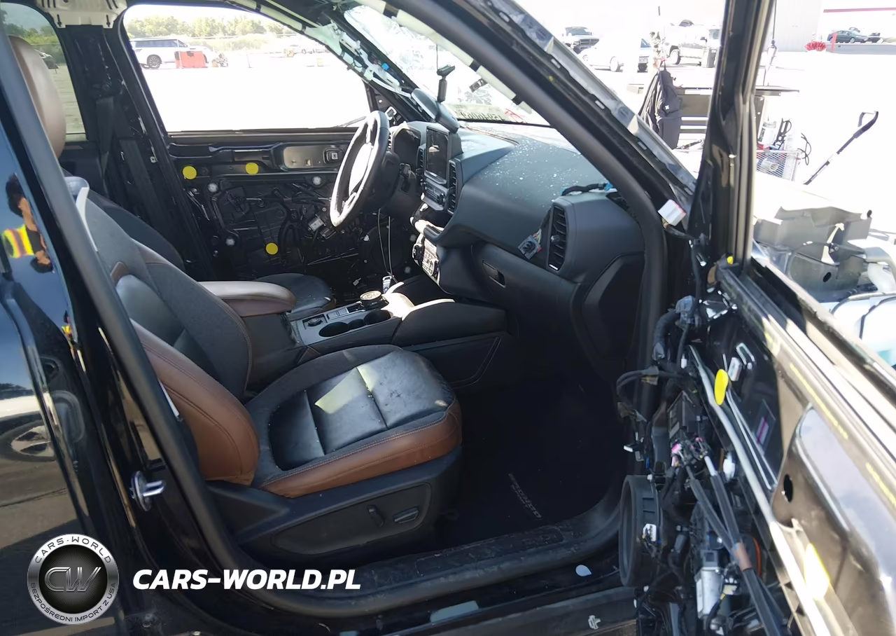 2021 Ford Bronco Sport Outer Banks VIN:3FMCR9C6XMRA68833 - 5