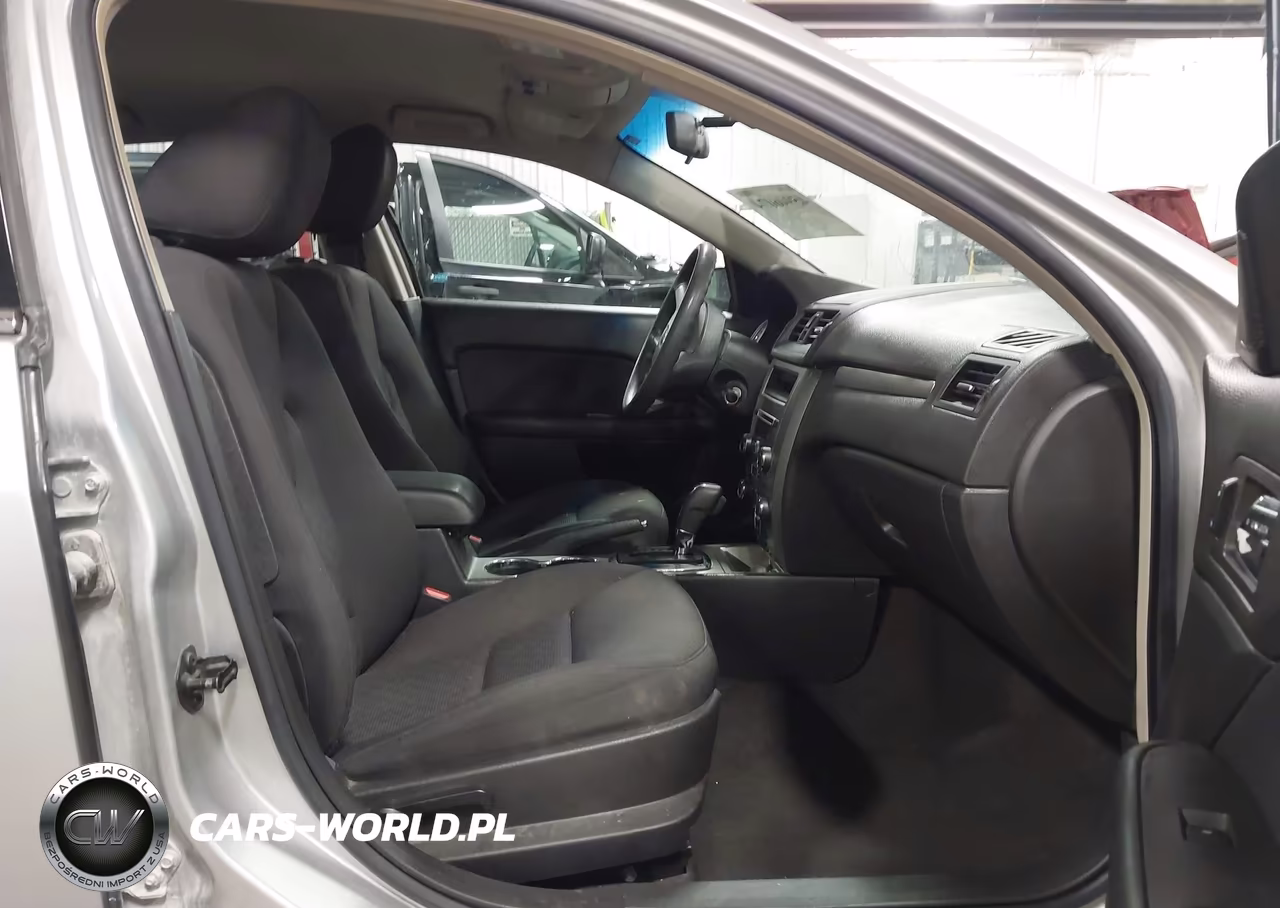 2010 Ford Fusion Se VIN:3FAHP0HA9AR105638 - 5