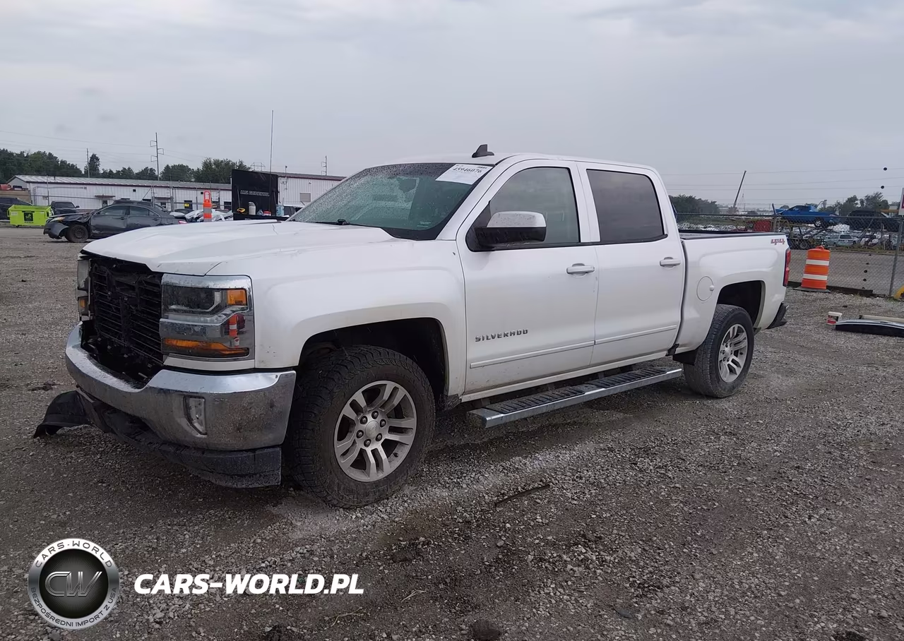 2018 Chevrolet Silverado 1500 1Lt VIN:3GCUKREC5JG176493 - 2